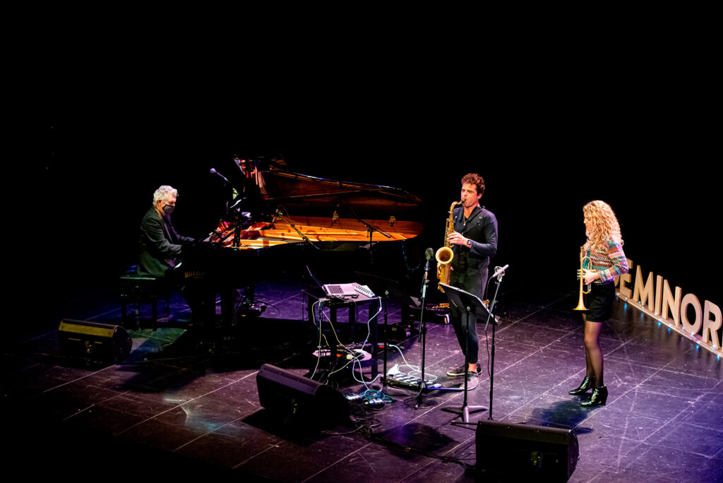 Manel Camp - Minorisa a Carst - JAZZ NADAL - Llibert Fortuny, Mireia Farrés i Manel Camp - Teatre Conservatori, Manresa, 29 de desembre de 2021